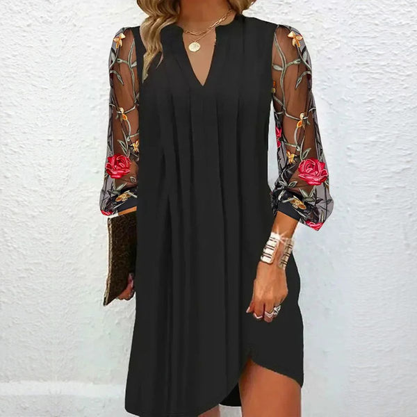 Renée™ | Mini-robe Élégante avec Col en V et Manches Transparentes