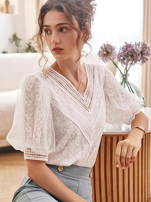 Blouse en Chiffon à Manches Bouffantes en Dentelle Rétro Brianna