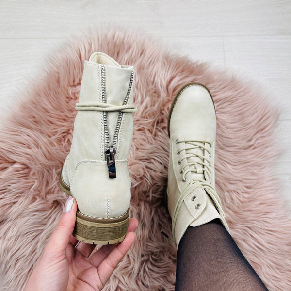 Bottes à lacets beige