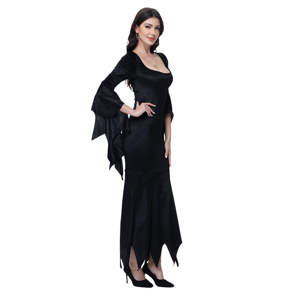 UNE ROBE SIRÈNE STYLE MORTICIA